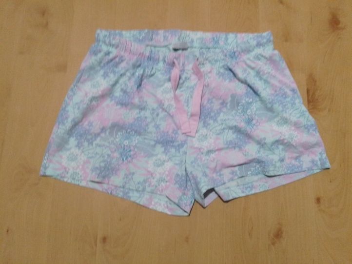 *** KRÁSNÉ DÁMSKÉ SPACÍ KRAŤASY, VEL.S ***