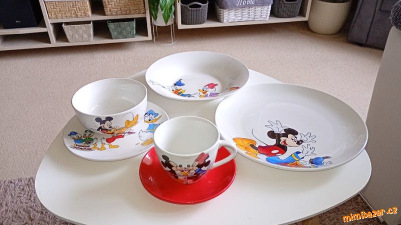 sada nadobí Disney