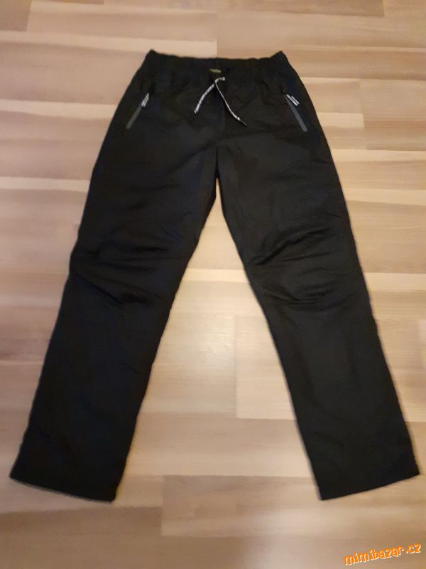 Šusťákové kalhoty s fleecem