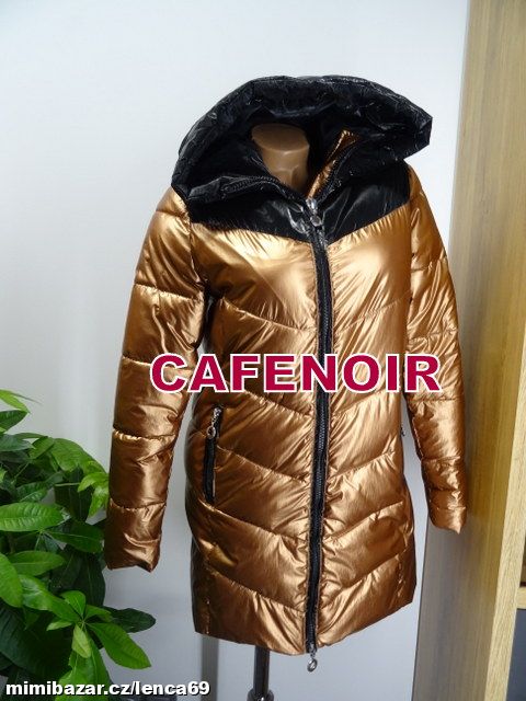 ZNAČKOVÁ ZIMNÍ BUNDA