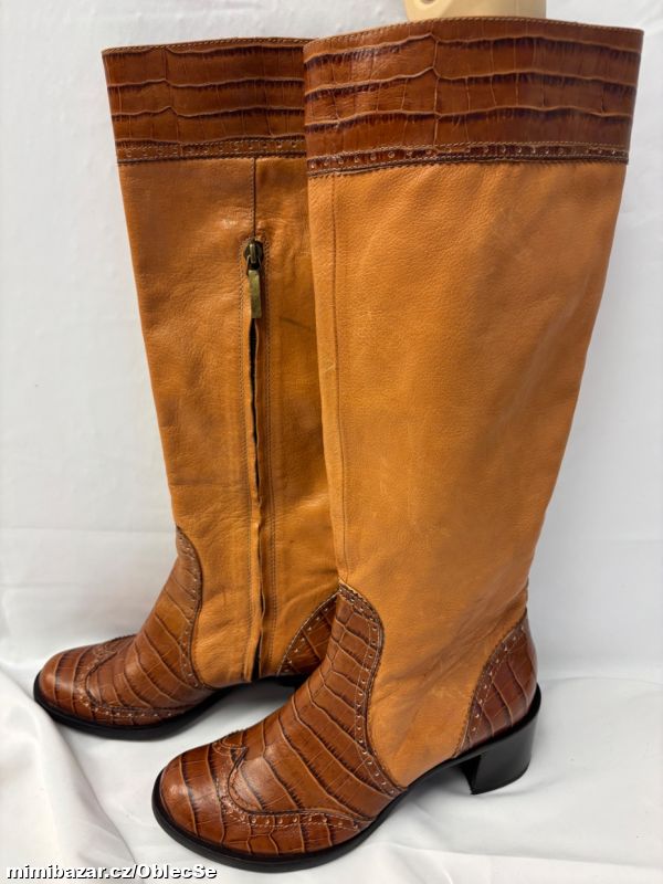 vysoké podzimní kožené kozačky
