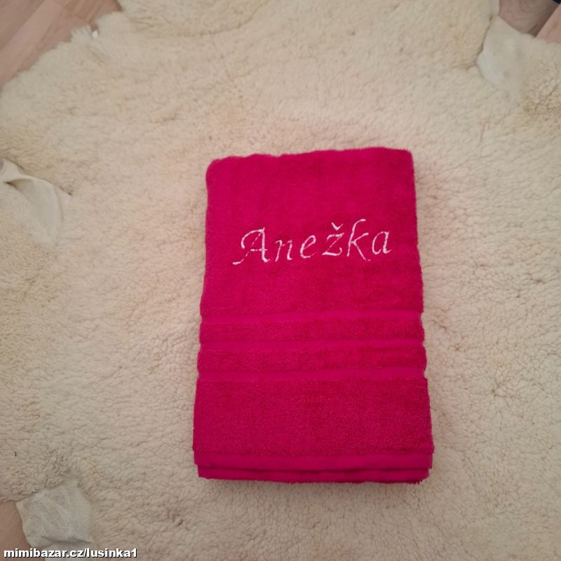 Osuška se jménem na přání