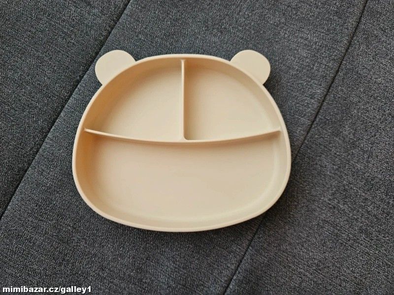 Silikonový talíř pro děti
