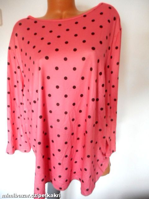 puntíkaté dámské volné tričko vel 5XL