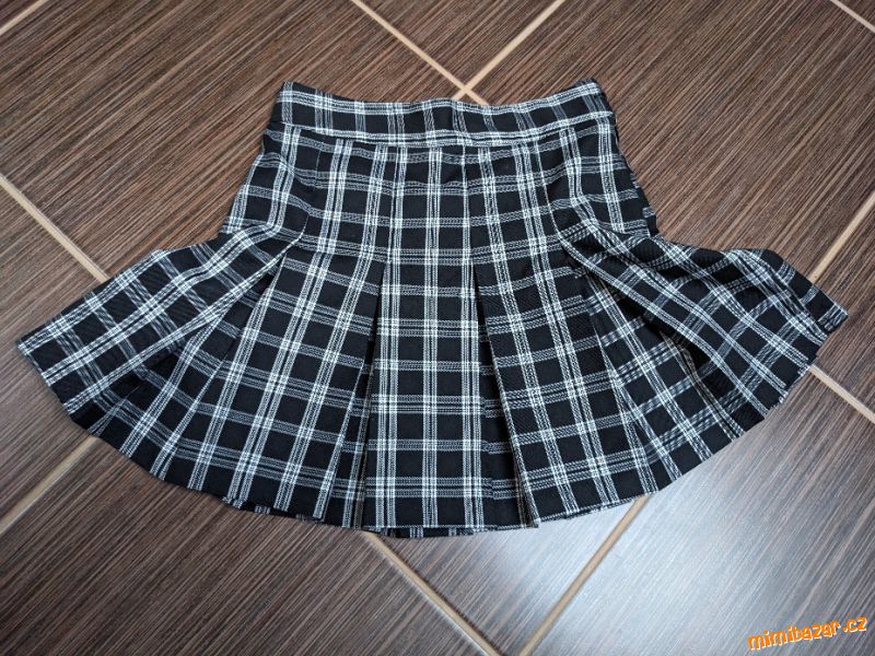 Krátká skládaná sukně káro/ kostkovaná