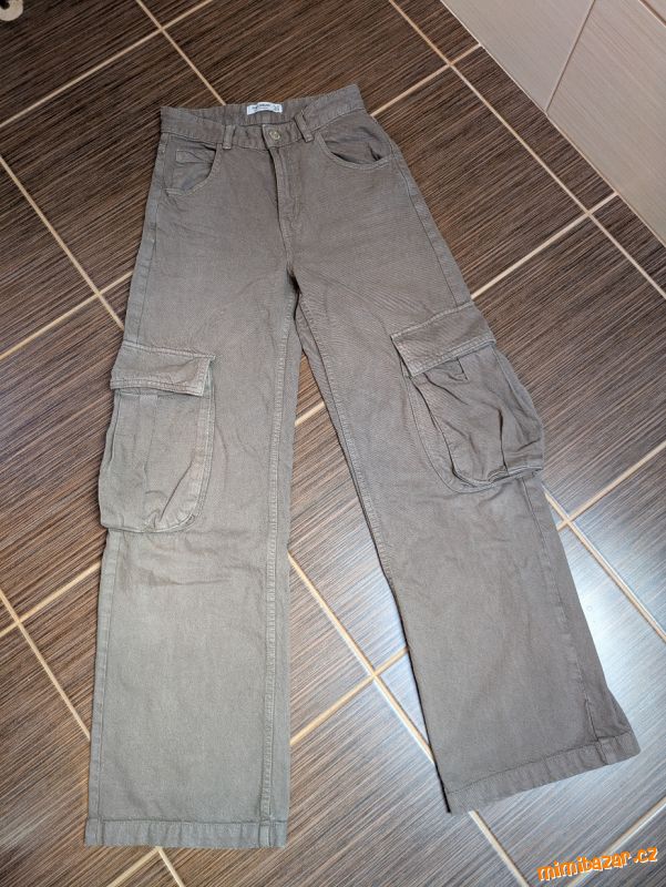 Kapsáče hnědé dívčí/ Baggy