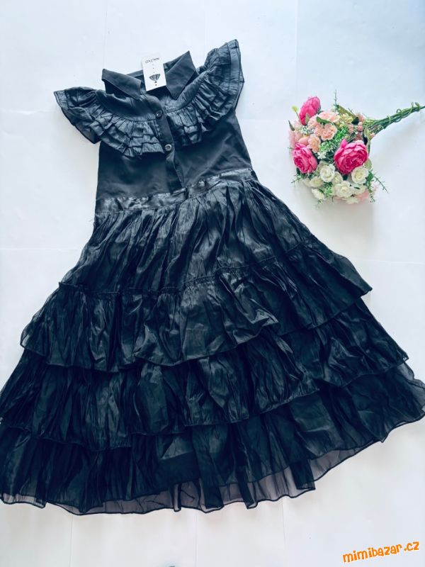 K5/ kostým Wednesdey - v.134/140