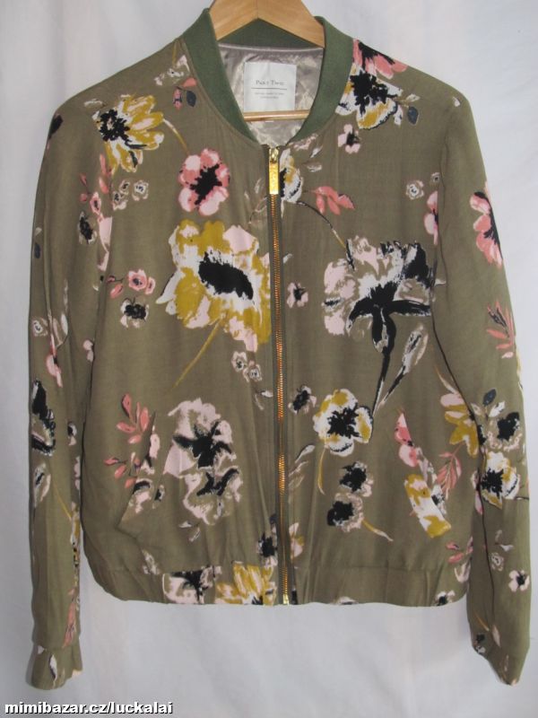 Tenká květovaná khaki bunda, bombr, mikina