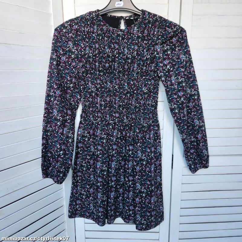 DÍVČÍ ŠATY ŠATIČKY 12 LET 70977