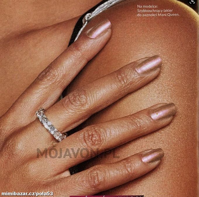 NOVINKA luxusní metalické laky na nehty