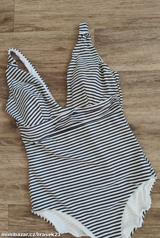MODNÍ PLAVKY 46