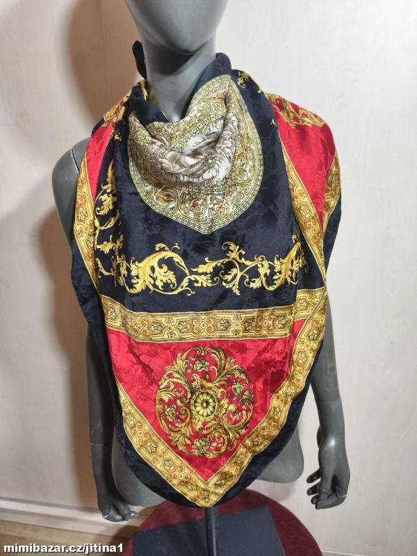 Nádherny hedvábný šátek