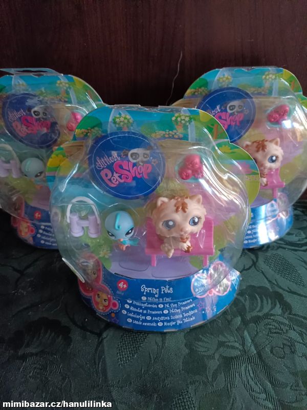 Pet shop s příslušenstvím