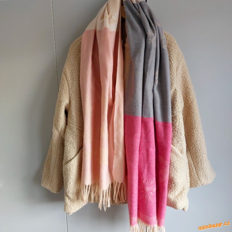 HEBOUČKÁ ŠÁLA VÁNOČNÍ MOTIVY