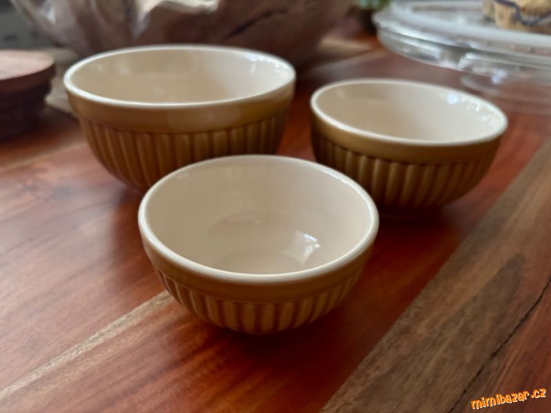 set malých misek mynte Mustard