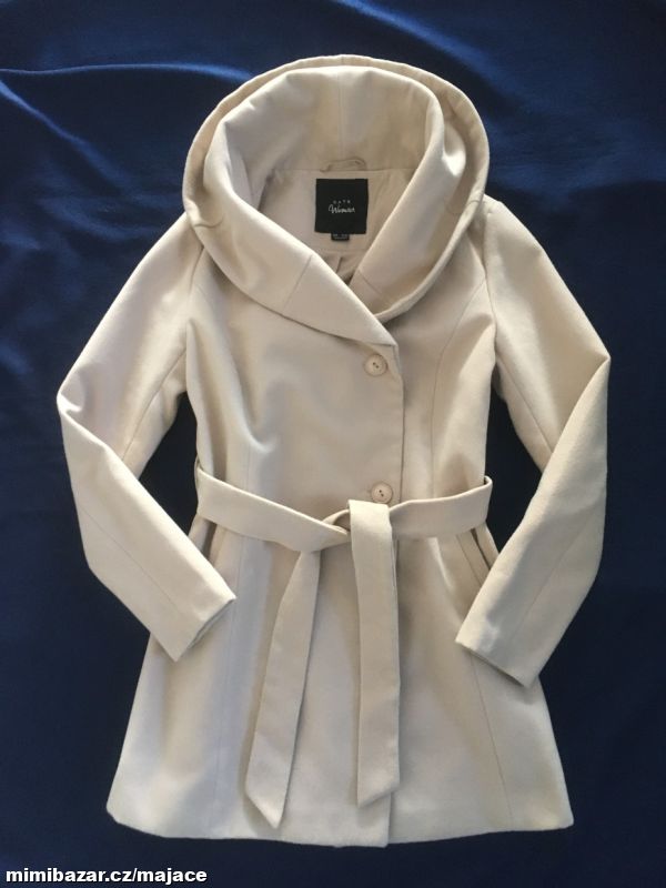 DÁMSKÝ KABÁT 36/38