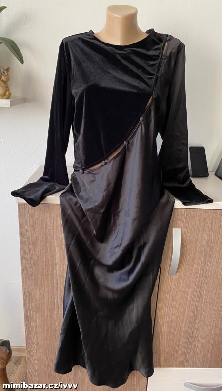 Dámské šaty
