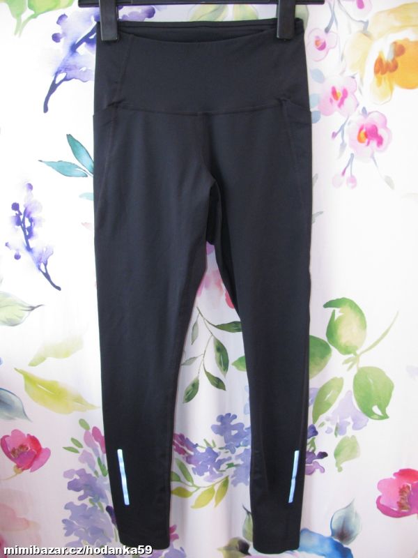 Elastické černé legíny ESSENTIALS