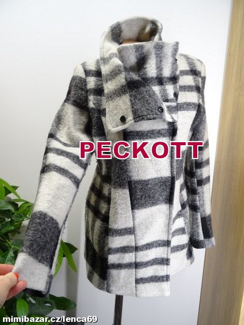 ZNAČKOVÝ VLNĚNÝ KABÁTEK