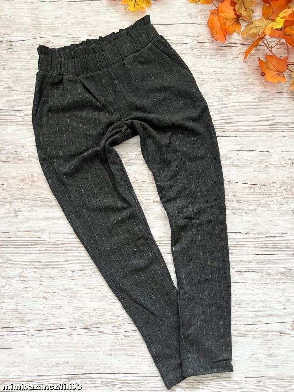 ŠEDÉ PRUHOVANÉ KALHOTY RESERVED