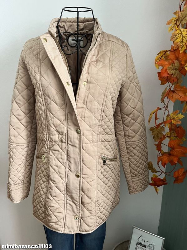 PROŠÍVANÁ BÉŽOVOZLATÁ BUNDA ZARA