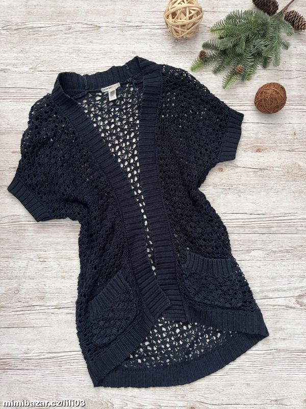 PRODLOUŽENÝ TMAVĚ MODRÝ SVETR/CARDIGAN MANGO