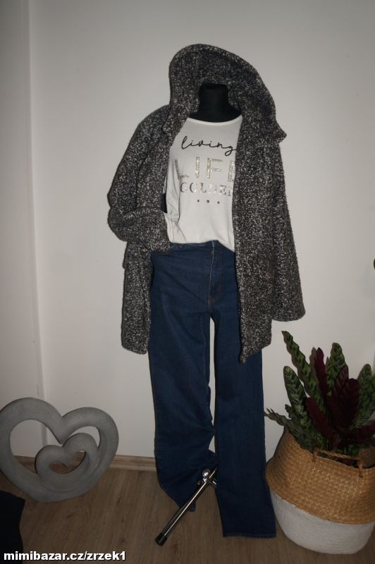 Blind date nádherný kabátek vel.L
