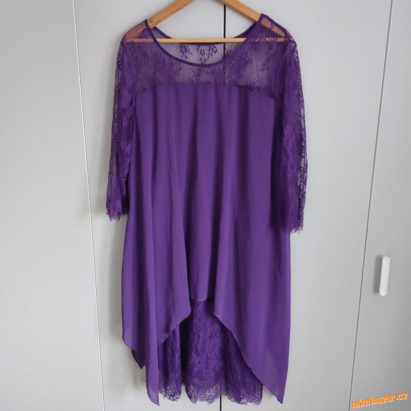 SPOLEČENSKÉ ŠATY S KRAJKOU