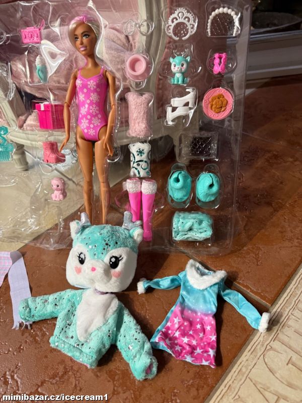 Panenka Barbie Cutie reveal v kožíšku + doplňky