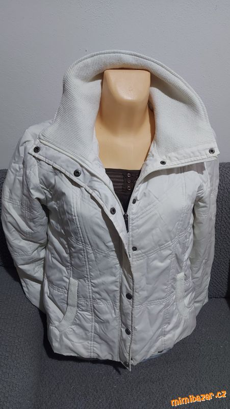 Damska krátká bílá bunda vel. L