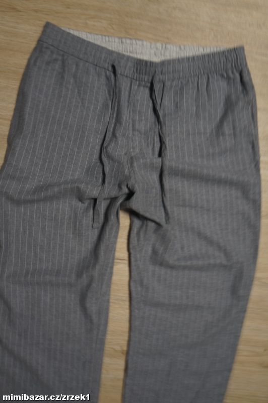 H&M teplejší kalhoty s kapsami vel.L