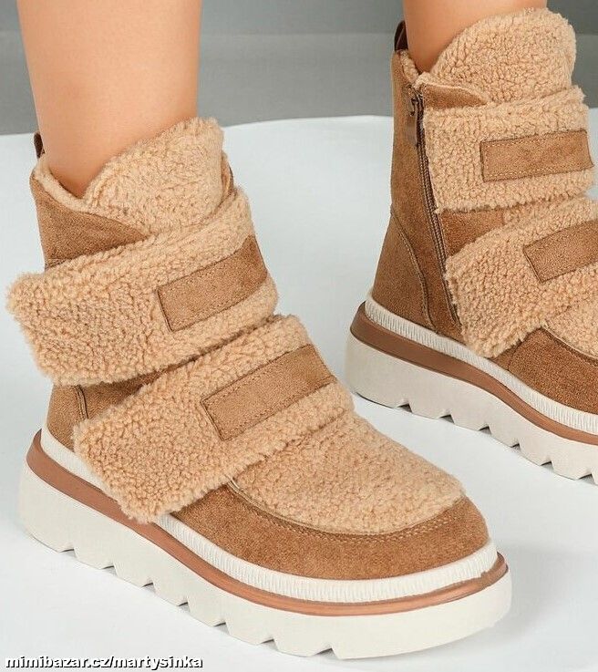 Zimní sportovně elegantní boty / kozačky ZIMA 2025