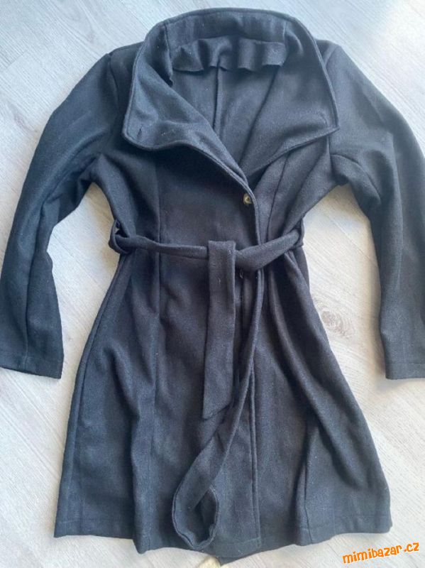Krásný flaušový kabát velikost 40/L