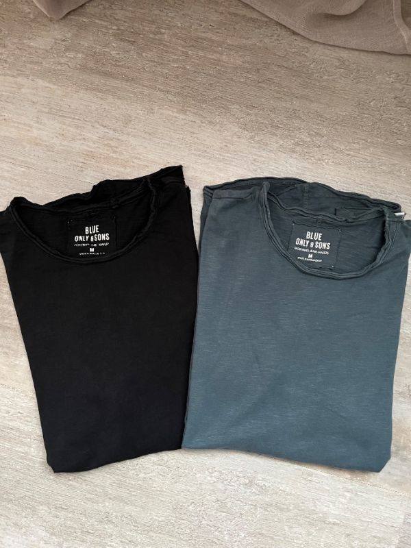 2x tričko s krátkým rukávem=jedna cena