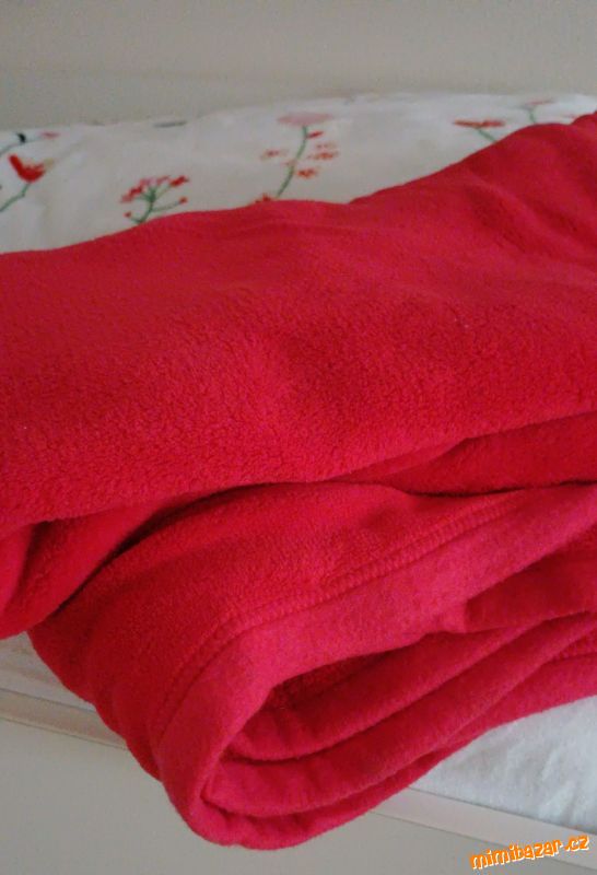 Krásná malinová deka z mikroplyše 150x 200cm