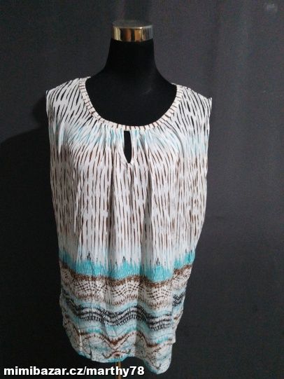 *** KRÁSNÝ DÁMSKÝ VZOROVANÝ TOPÍK, VEL.XXL ***