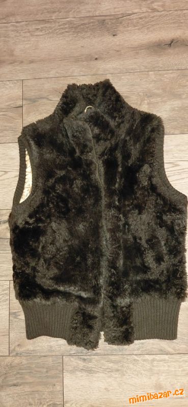 Vesta - kožíšek