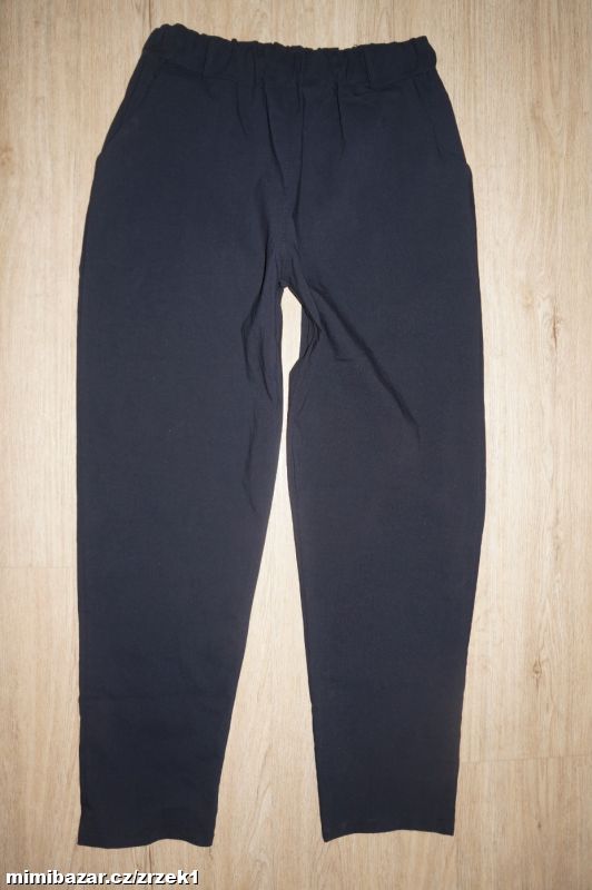 Made in Italy pružné kalhoty s kapsami vel.M