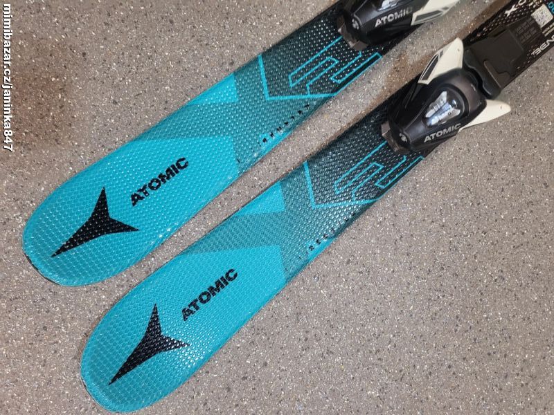 JUNIOR. CARV. LYŽE ATOMIC REDSTER X2 - 90 CM