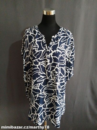 *** MOC KRÁSNÁ DÁMSKÁ VZOROVANÁ HALENKA, 4XL ***