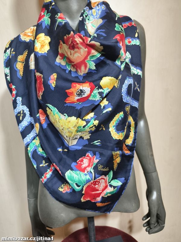 Hedvábný šátek codello