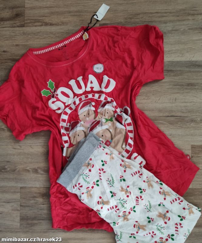 VÁNOČNÍ PYŽÁMKO 46