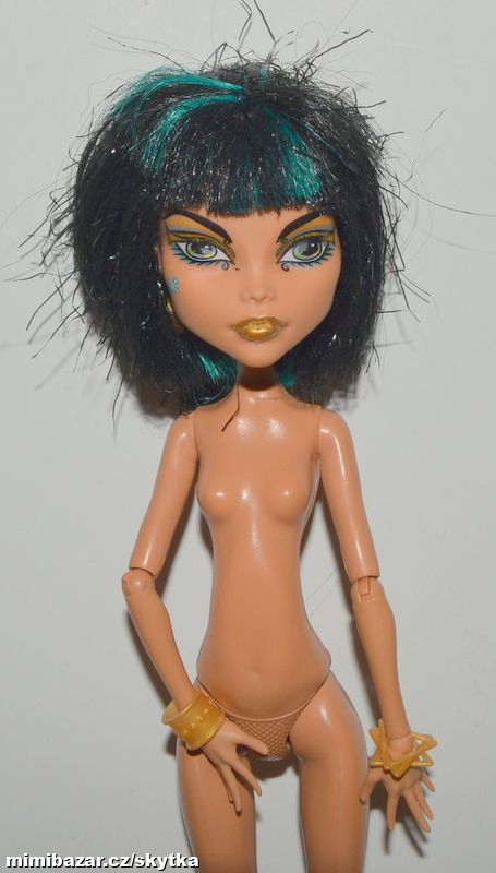  + + + PANENKA MONSTER HIGH - CLEO DE NILE + + + 