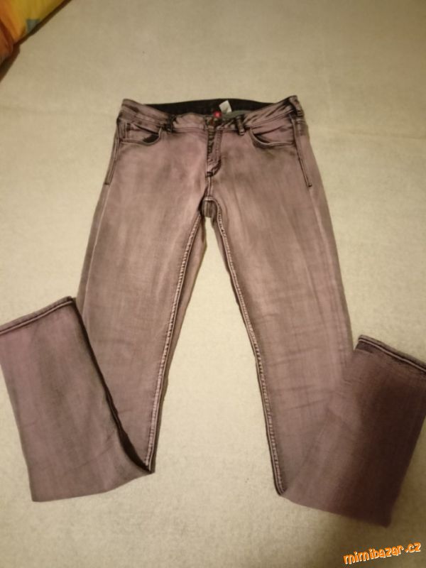 Dámské pružné džíny skinny prodloužené