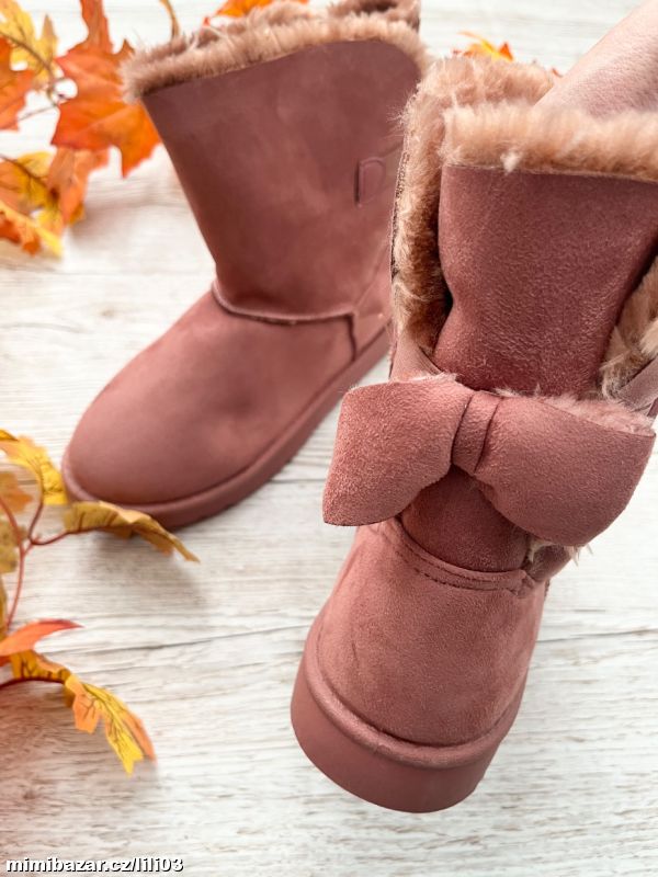 DÁMSKÉ RŮŽOVÉ HUCULKY/VÁLENKY S KOŽÍŠKEM