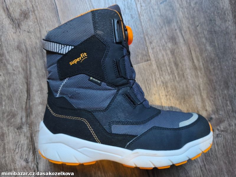 Sněhule SUPERFIT s BOA zapínáním - v.37V