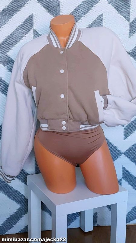 SENZAČNÍ DÁMSKÁ CROP MIKINOBUNDA ~~~~~ 8954