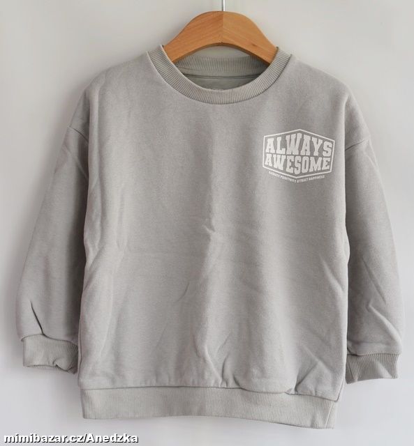 Mikina vel. 4 - 5 let