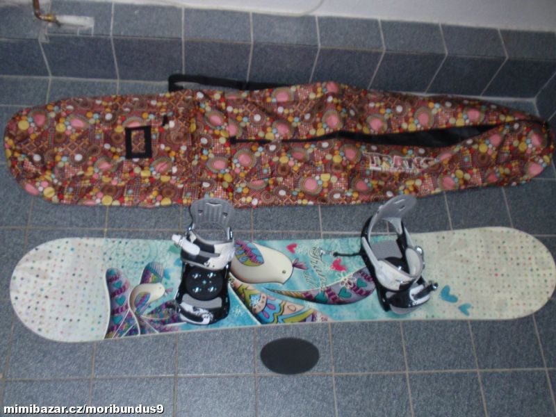 NOVÝ DÁMSKÝ 152 CM SNOWBAORD TRANS + VAK + VÁZÁNÍ