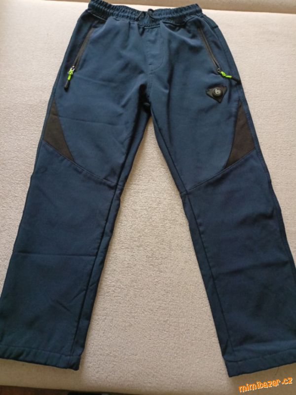 Softshellové zimní kalhoty
